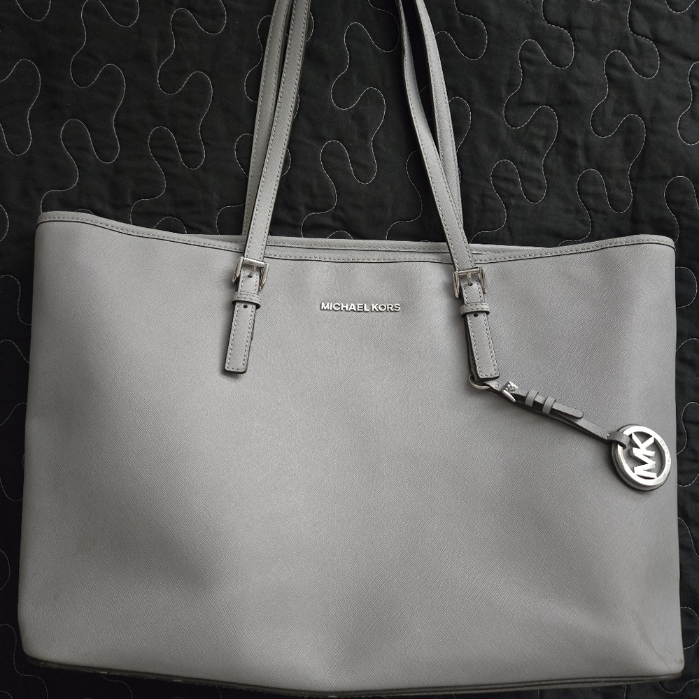 Michael khors purse